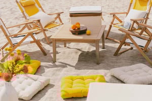 Suite Riviera: Lounge sulla spiaggia privata e set per picnic
