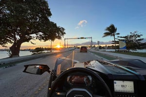 Miami: Polaris Slingshot -vuokraus