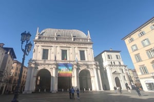 Private Tour durch Brescia: Historische Plätze und berühmte Sehenswürdigkeiten