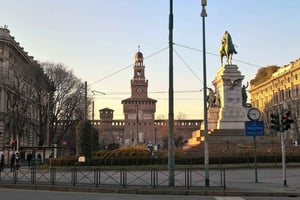 Cannobiosta: Cannobio: Päiväretki Milanoon