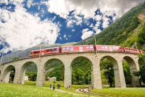 From Milan: Lake Como Cruise, St. Moritz & Bernina Red Train