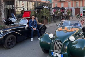 Från Milano: Rundtur i Monza och Villa Reale med en klassisk bil