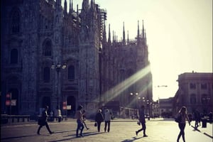 Début de la visite à pied de Milan