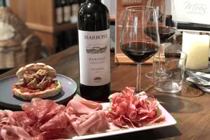 Milan: Aperitivo with Tasting Plate & Glass of Wine