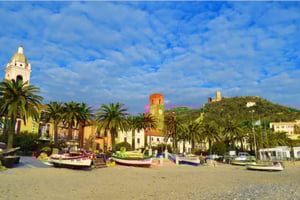 Милан: билет на автобус и поезд из/в Ноли