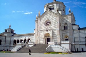 Milano: tour a piedi di gruppo del cimitero monumentale