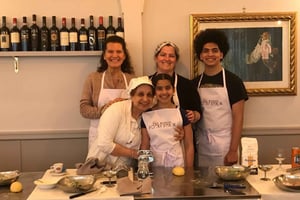 Milano: Corso di cucina sulla pasta e il tiramisù con il vino