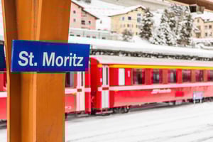 Milan : Excursion privée d'une journée à Saint-Moritz avec voyage en Bernina Express
