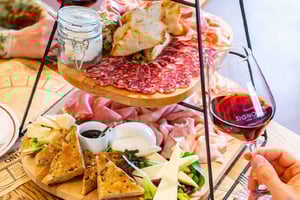 Milano: Lille gruppe - Duomo & Rooftop, vin- og madsmagning