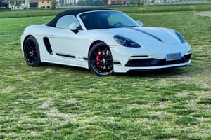 Porsche Milano Drive