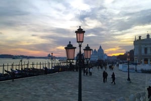 Venice: Guided City Tour and Boat Trip