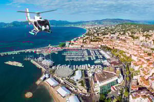CANNES: Yksityinen helikopterikierros näköalapaikalla