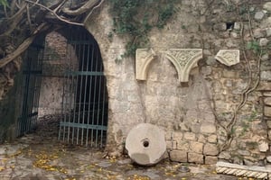 Day tour :UNESCO City of Berat & Traditional Lunch