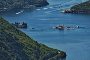 Kotor: Private Blue Cave & Bay of Kotor Boat Tour w/ Drink