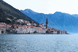 Perast: Cruise & Explore Our Lady of The Rocks island/church