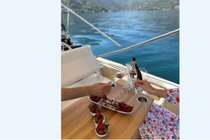 Private 2-hour Our Lady of the Rock & Perast by speedboat