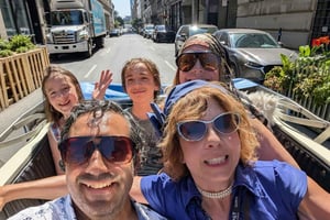 Montreal: An unforgettable guided tour in a vintage 1930s convertible car