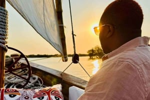 Tofo: Sunrise or Sunset Dhow Experience