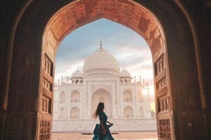 Tour privado del Taj Mahal y Agra con servicio de recogida gratuito en el aeropuerto