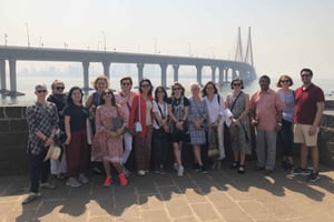 Wycieczka po pięknej wiosce Bandra