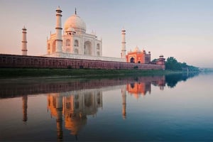 Desde Mumbai: tour el mismo día al Taj Mahal de Agra