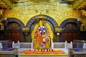 Mumbai: 4-Day Jyotirlinga Temples and Shirdi Tour
