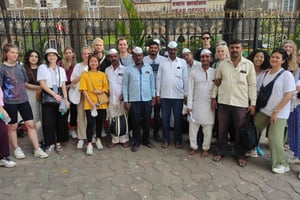 Mumbain kaupunki & Dharavin slummi Mumbain risteily Combo-kierros