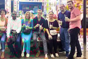 Mumbai Street Food & Strandtour mit über 10 Verkostungen