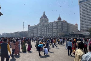 Private Bollywood Studio Tour with Mumbai City tour