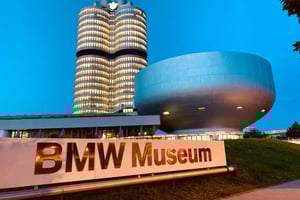Munich: BMW Museum & BMW Welt Private Guided Tour