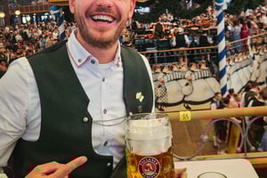 Мюнхен: Экскурсия на Октоберфест с пивом и обедом