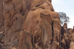 From Swakopmund: Full Day Spitzkoppe Guided Tour