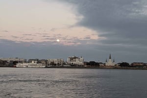 A Walking History Tour of Miss River in New Orleans