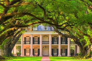 New Orleans: Oak Alley Plantation Tour and Transportation