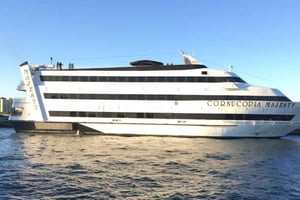 Nova Iorque: Cruzeiro de Festa de Ano Novo Cornucopia Majesty