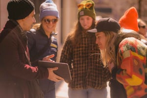 Fan Tribute: Taylor Swift in New York Walking Tour