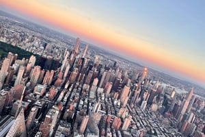 From Westchester: New York City Scenic Helicopter Tour