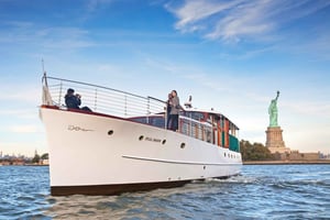 New York City: Mini-Yacht-Bootsfahrt mit Sightseeing