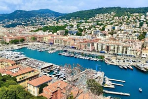 Nice: Walking Tour of Port Lympia & Antiques District