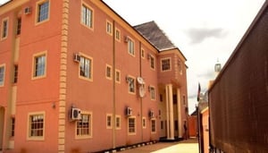 De Milton hotel and suite