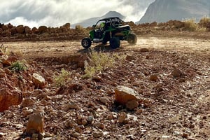 Из Маската: эпический двухдневный приземление UTV в Джебель-Абьяде