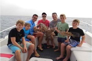 Da Muscat: gita privata in barca da pesca d'altura