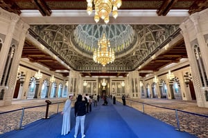 Маскат: Полнодневная экскурсия с гидом по городу с трансфером из отеля