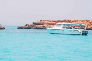 Экскурсия на целый день по острову Дыманият в Маскате