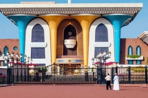 Muscat: city tour with local guide and pick up