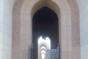 Muscat: tour serale con la Royal Opera House