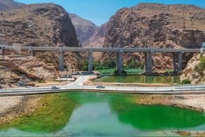 Mascate : Excursión privada a Wadi Shab + sumidero