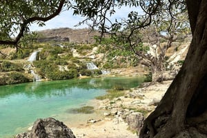 サラーラの見どころを巡るツアー（東部と西部）