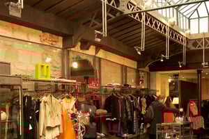 Discount Couture: ultimate Paris Shopping 2h30 walking tour