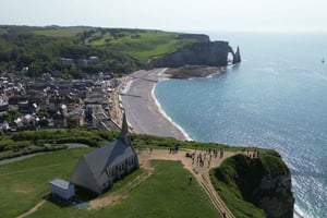 From Paris: Rouen, Etretat & Honfleur Private Day Trip